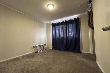 Photo of property in 2/8 Senecio Place, Weymouth, Auckland, 2103