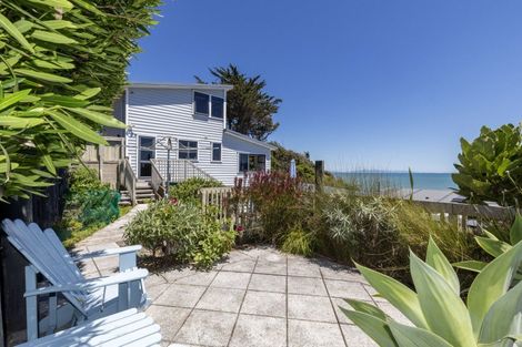 Photo of property in 11a Rosetta Road, Raumati South, Paraparaumu, 5032