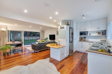 Photo of property in 1/20 Sunrise Avenue, Mairangi Bay, Auckland, 0630