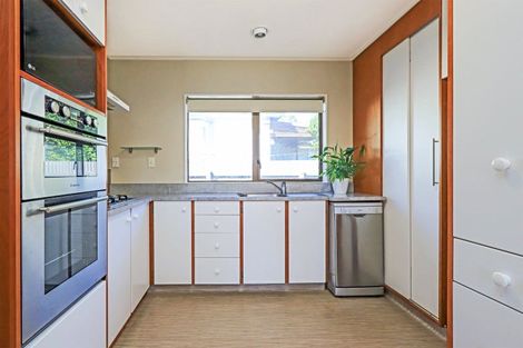 Photo of property in 2/8 Duart Road, Havelock North, 4130