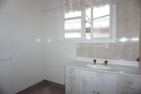 Photo of property in 56 Moffett Street, Islington, Christchurch, 8042