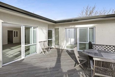 Photo of property in 147 Waimairi Road, Ilam, Christchurch, 8041
