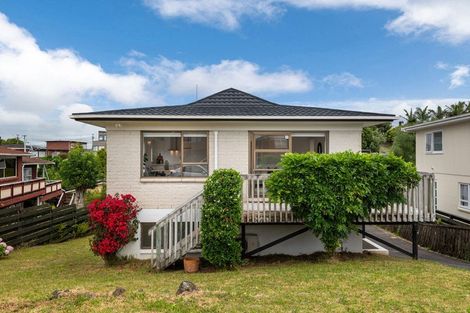 Photo of property in 1/27 Knightsbridge Drive, Forrest Hill, Auckland, 0620