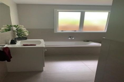 Photo of property in 16 Kowhai Grove, Raumati Beach, Paraparaumu, 5032