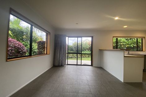 Photo of property in 2/32 Riverside Road, Orewa, 0931