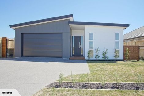 Photo of property in 11 Monaro Place, Papamoa, 3118