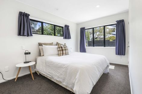 Photo of property in 2a Burn-murdoch Street, St Andrews, Hamilton, 3200