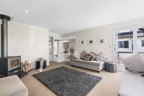 Photo of property in 1/21 Onepoto Road, Hauraki, Auckland, 0622