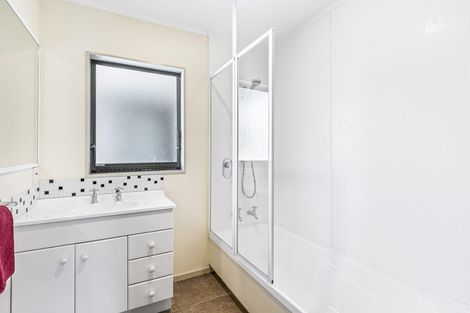 Photo of property in 70 Te Hapua Road, Te Horo, Otaki, 5581