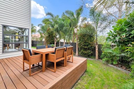 Photo of property in 6a Humphrey Kemp Avenue, Henderson, Auckland, 0612