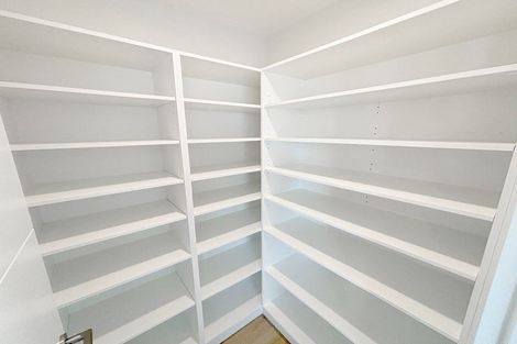 Photo of property in 22 Songpa Street, Halswell, Christchurch, 8025