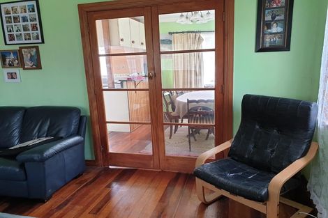 Photo of property in 5 Foster Street, Taita, Lower Hutt, 5011