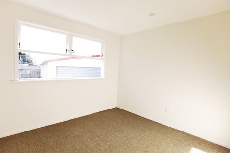 Photo of property in 130 Pigeon Mountain Road, Half Moon Bay, Auckland, 2012