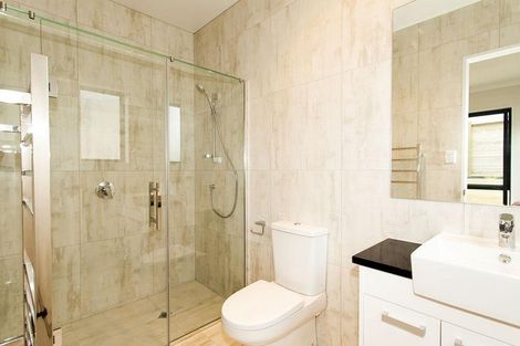 Photo of property in 6 Greenlink Rise, Long Bay, Auckland, 0630