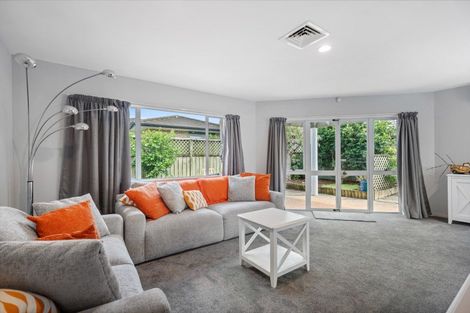 Photo of property in 33 Mains Avenue, Kensington, Whangarei, 0112