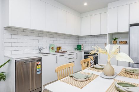 Photo of property in 2/12 Stackhouse Avenue, Bishopdale, Christchurch, 8053