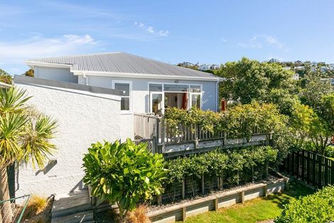 Photo of property in 39 Tanera Crescent, Brooklyn, Wellington, 6021