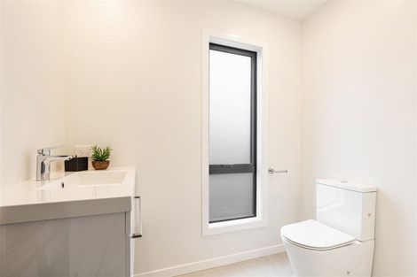 Photo of property in 12b Bluefin Way, West Harbour, Auckland, 0618