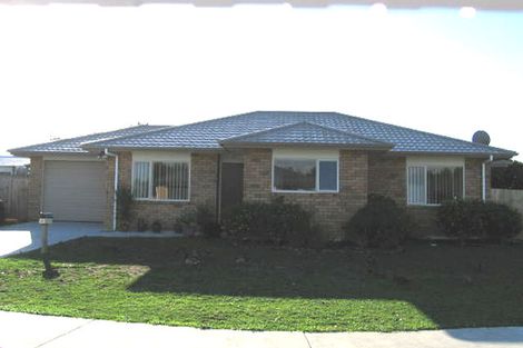 Photo of property in 3 Neesons Way, Glendene, Auckland, 0602