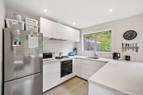 Photo of property in 10a Rarangi Way, Owhiro Bay, Wellington, 6023