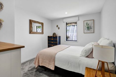 Photo of property in 3 Frederick Place, Whalers Gate, New Plymouth, 4310