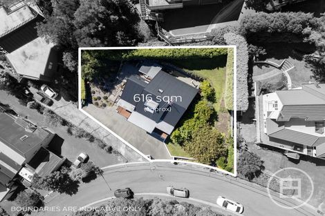 Photo of property in 15 Lookaway Place, Huntsbury, Christchurch, 8022