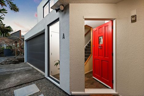 Photo of property in 1/22 Dawnhaven Drive, Te Atatu Peninsula, Auckland, 0610