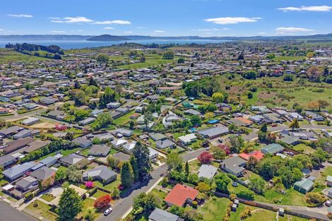 Photo of property in 2 Alastair Avenue, Owhata, Rotorua, 3010