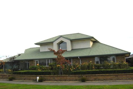 Photo of property in 38 Showgate Avenue, Sockburn, Christchurch, 8042