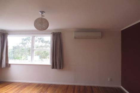 Photo of property in 60 Beazley Avenue, Paparangi, Wellington, 6037