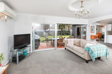 Photo of property in 3 Tauhara Drive, Queenwood, Hamilton, 3210