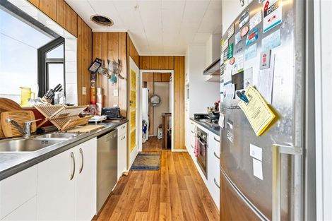 Photo of property in 30 Fitzwater Place, Henderson, Auckland, 0612