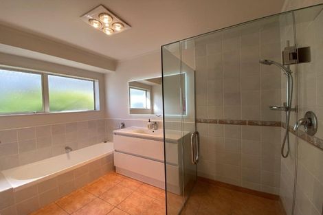 Photo of property in 18 Waru Nui Court, Orewa, 0931