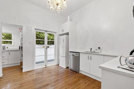 Photo of property in 57 Beach Road, Pahurehure, Papakura, 2113