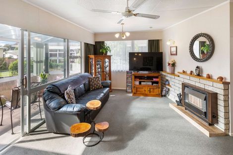 Photo of property in 13 Exeter Crescent, Springvale, Whanganui, 4501