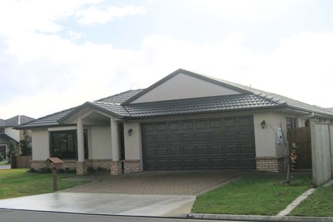 Photo of property in 2 Mordane Place, Flat Bush, Auckland, 2016