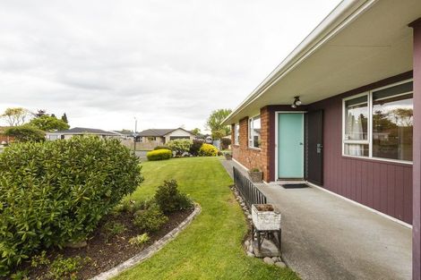 Photo of property in 2a Shelton Place, Feilding, 4702