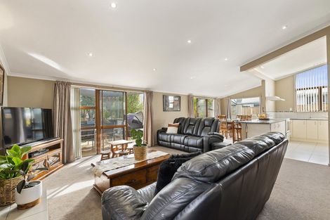 Photo of property in 11 Icarus Place, Sunnybrook, Rotorua, 3015