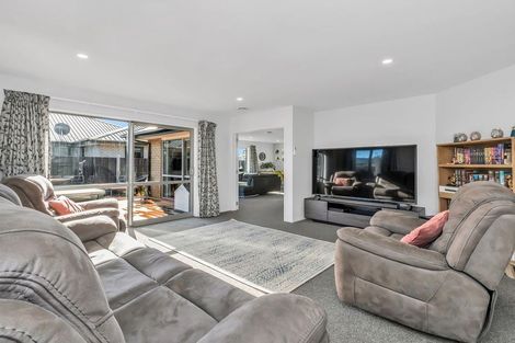 Photo of property in 5 Fountain Place, Rolleston, 7614