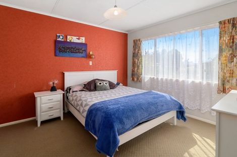 Photo of property in 23 Barron Crescent, Fenton Park, Rotorua, 3010