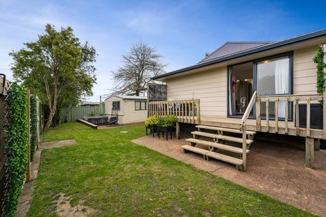 Photo of property in 1b Arney Road, Ranui, Auckland, 0612