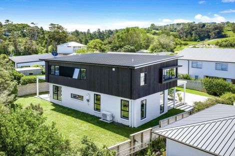 Photo of property in 22 Hampton Mews, Snells Beach, 0920