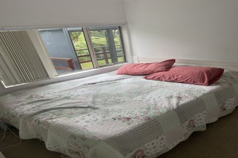 Photo of property in 48 Tiri Tiri Road, Birkdale, Auckland, 0626