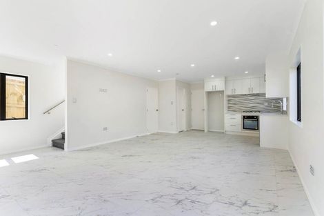 Photo of property in 19a Cornwall Road, Lyttelton, 8082