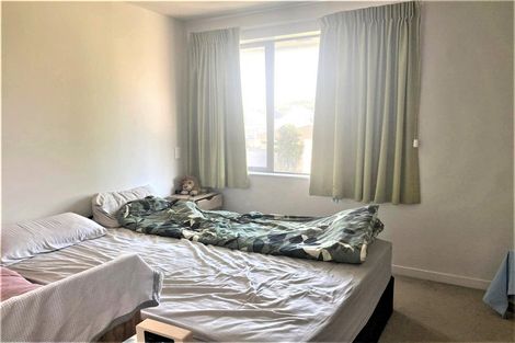 Photo of property in 15/2 Stone Street, Miramar, Wellington, 6022