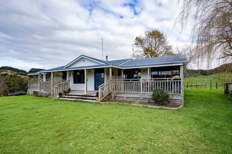 Photo of property in 690 Haruru Road, Kaukapakapa, 0873