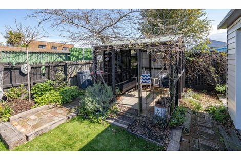 Photo of property in 105 Osborne Street, Waltham, Christchurch, 8011