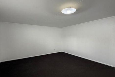 Photo of property in 9 Edwin Freeman Place, Ranui, Auckland, 0612