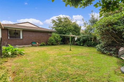 Photo of property in 2 Wilson Street, Islington, Christchurch, 8042