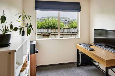 Photo of property in 3 Musket Lane, Whitby, Porirua, 5024